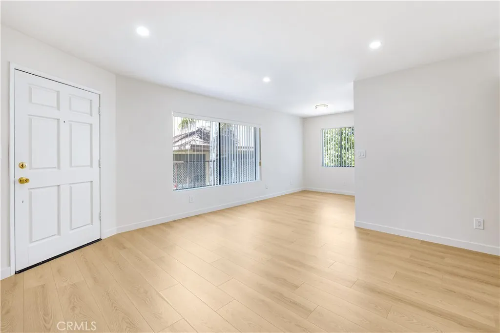 7750 Laurel Canyon Boulevard Unit 5, North Hollywood, CA 91605 - Photo 3 of 15, North Hollywood, CA