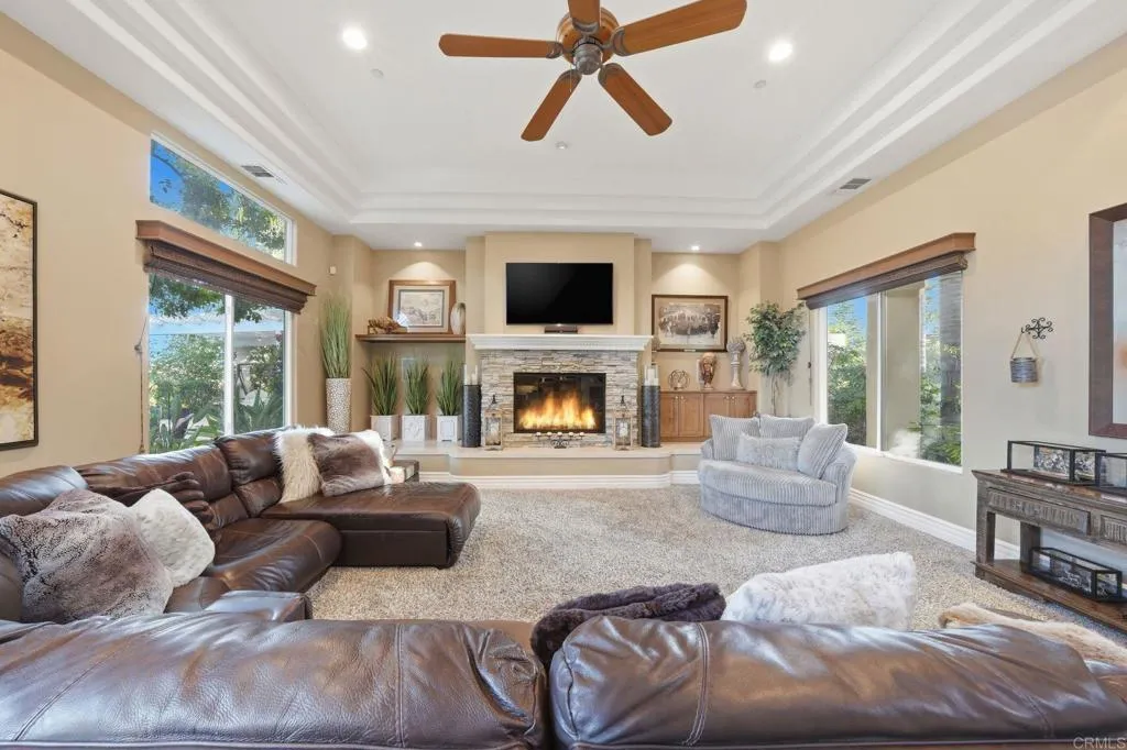 https://cdn.realtyfeed.com/cdn/127/306746989/262089d698bea5d3b0a9b031f33fac0f.webp