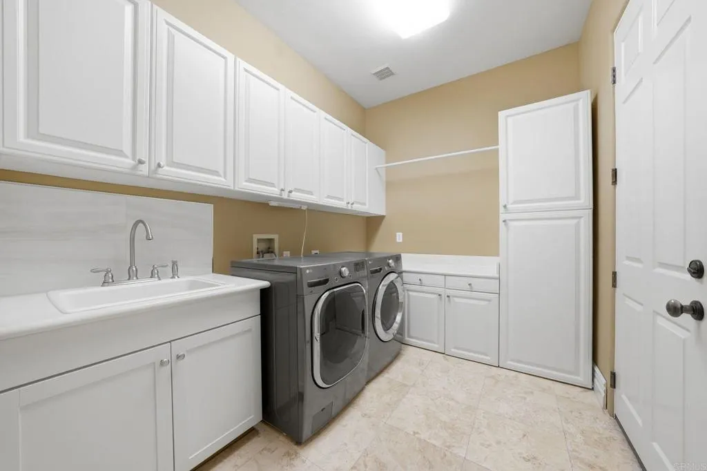 https://cdn.realtyfeed.com/cdn/127/306746989/4172758efc1ae6fce99e6827c61462ac.webp