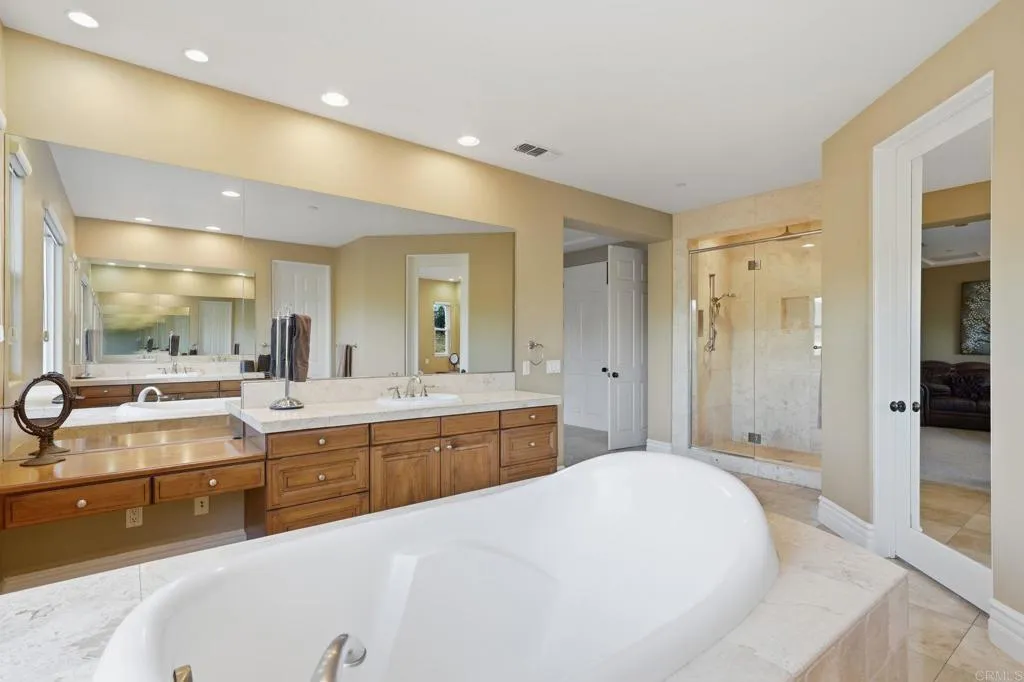https://cdn.realtyfeed.com/cdn/127/306746989/4d2485aa4dddc9db74c29f07a896523c.webp