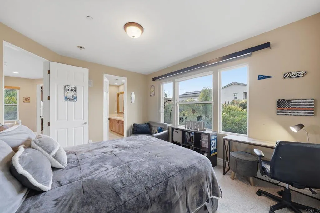 https://cdn.realtyfeed.com/cdn/127/306746989/a43a5ea0a7fce2f86a541fc8abfc5ef6.webp
