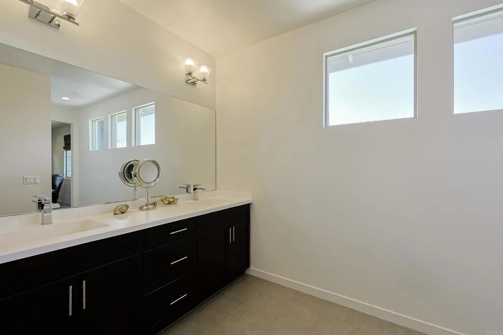 https://cdn.realtyfeed.com/cdn/127/306746991/2e525fd78c1f99c67510eef52e2aa364.webp