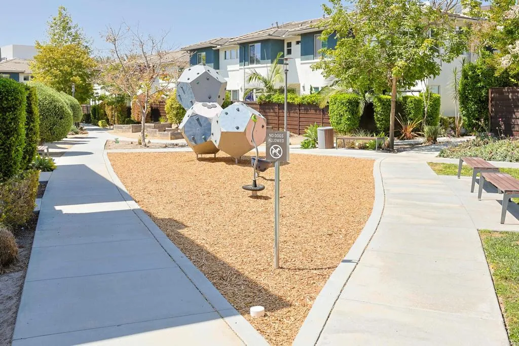 https://cdn.realtyfeed.com/cdn/127/306746991/3804ff200d36547a110e6fa8a481f9c0.webp