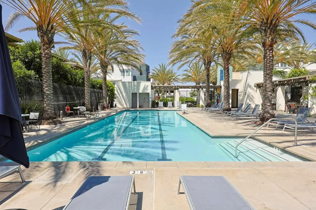 https://cdn.realtyfeed.com/cdn/127/306746991/94f3378526ac375f4f6731b6650fda8d.webp