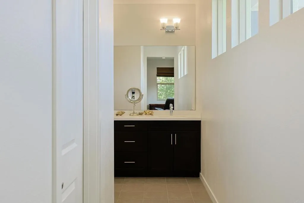 https://cdn.realtyfeed.com/cdn/127/306746991/ac51dcc68937b34bcf0b01d300b5a8d4.webp