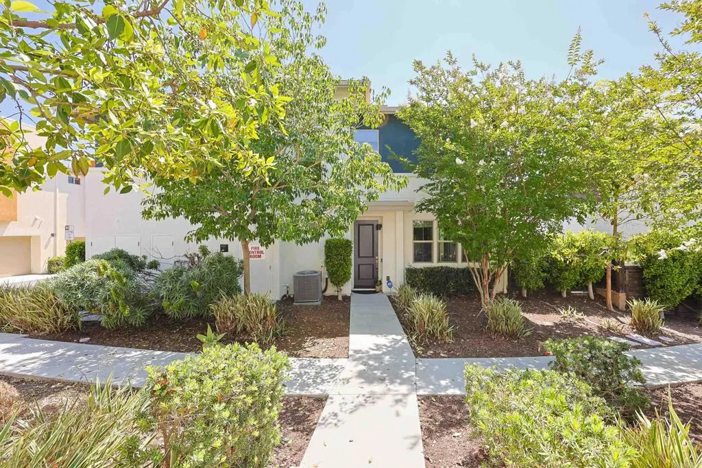 https://cdn.realtyfeed.com/cdn/127/306746991/cc676526e99f0afb6976af3071f6a3e1.webp