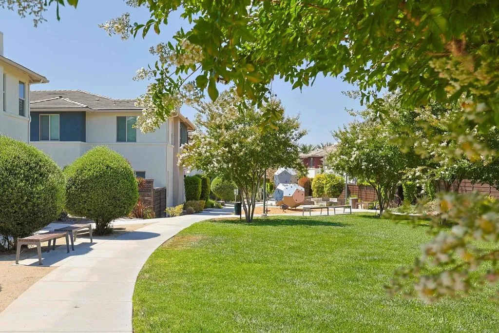 https://cdn.realtyfeed.com/cdn/127/306746991/ec103c1ef43e7f8627acffdc470edc43.webp