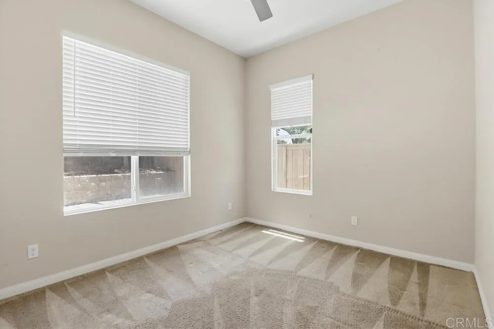 https://cdn.realtyfeed.com/cdn/127/306747008/71fe2aff11db7377ea2825484f0c944f.webp