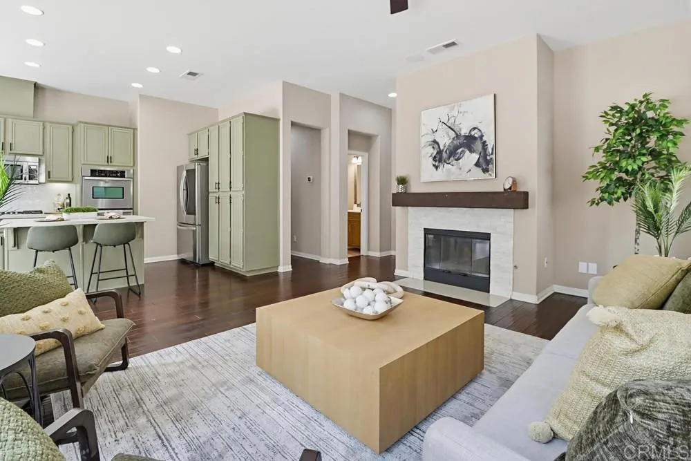 https://cdn.realtyfeed.com/cdn/127/306747008/9b909e1b5530a6706474c345cd3d48d7.webp