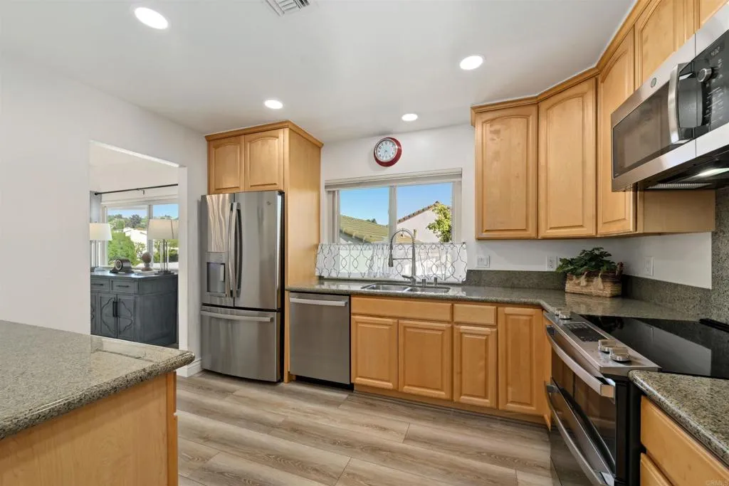 https://cdn.realtyfeed.com/cdn/127/306747016/05c26fa71ebdd58714453e97f12dab60.webp
