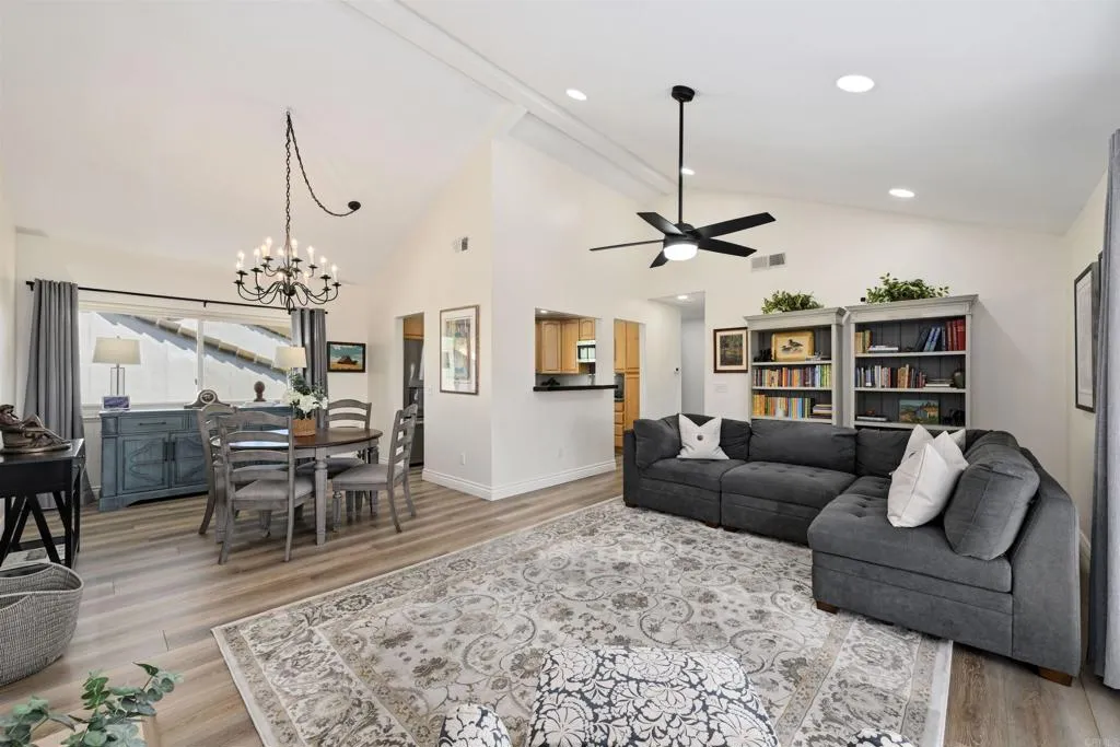https://cdn.realtyfeed.com/cdn/127/306747016/b3825d6748ee8502dda52d0d14a51c41.webp