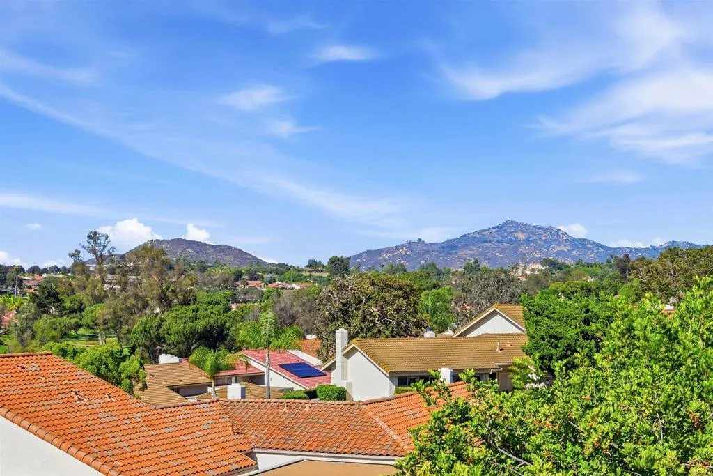 https://cdn.realtyfeed.com/cdn/127/306747016/c79f74fe12a2a80e7ac0d6aadec5347c.webp