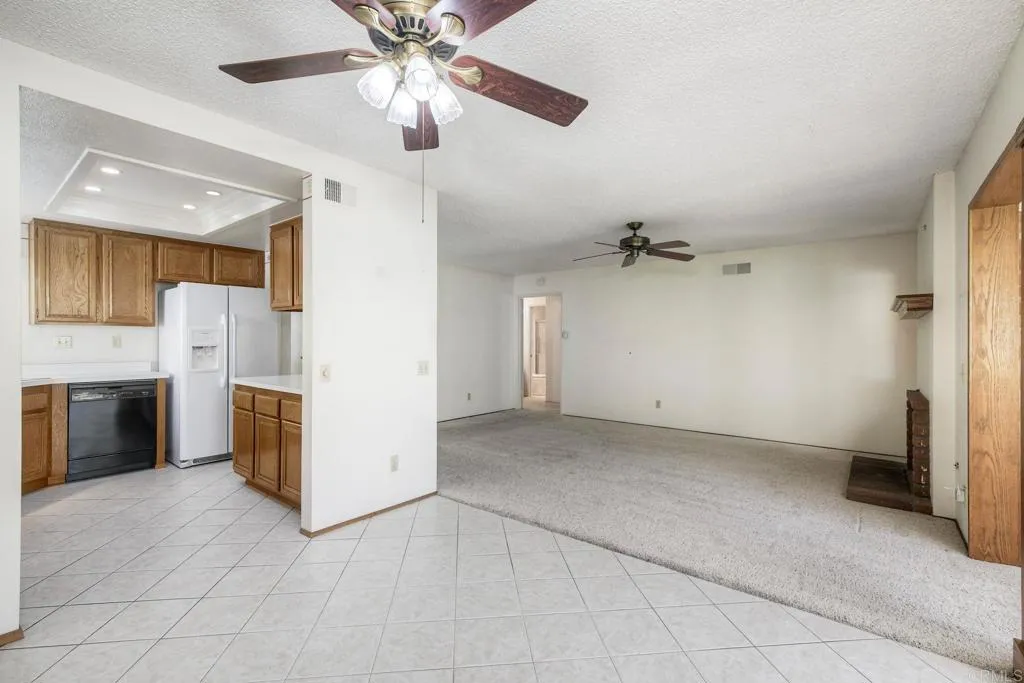 https://cdn.realtyfeed.com/cdn/127/306747018/312ca86c8f6d591771e4b8f4548191ea.webp