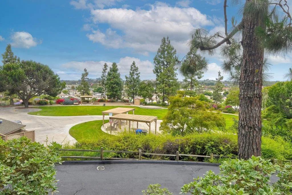 https://cdn.realtyfeed.com/cdn/127/306747018/fedb8766c97631f26cf65895196a1f92.webp