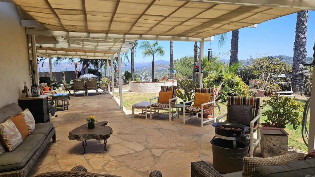 https://cdn.realtyfeed.com/cdn/127/306747020/1cb413e5323f57188be54419a03745f5.webp