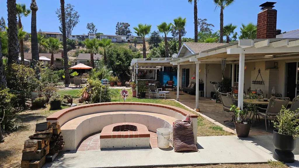https://cdn.realtyfeed.com/cdn/127/306747020/328080c5066c26f032e2ee85934f8b0c.webp
