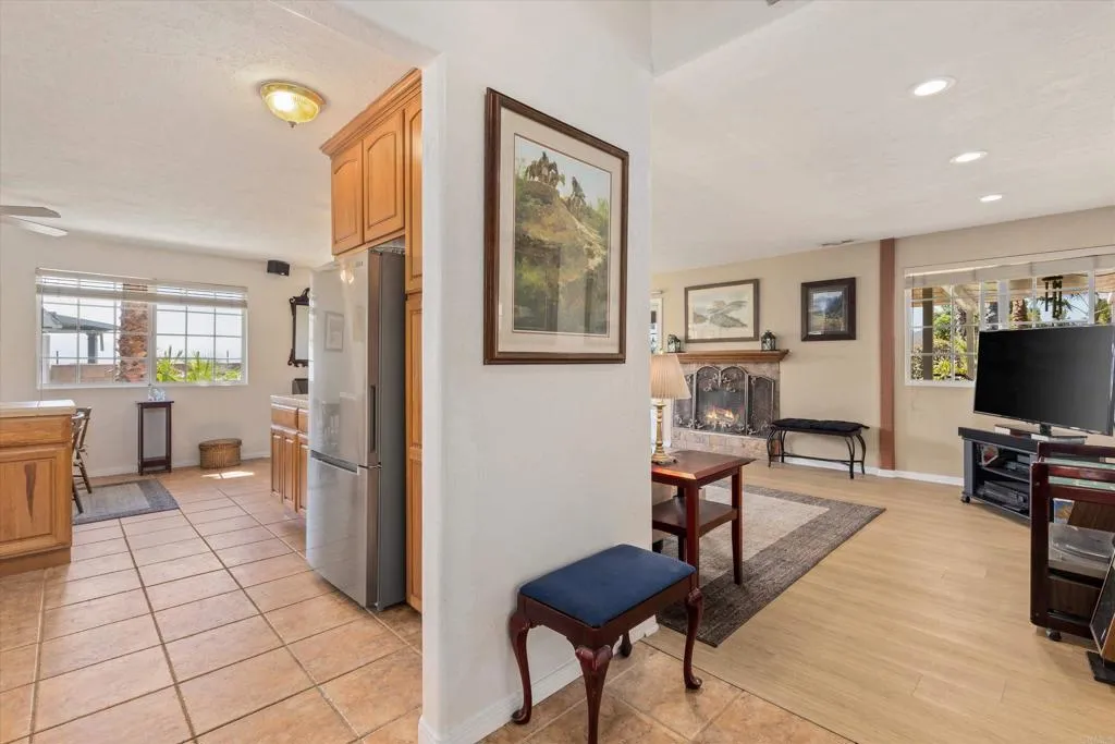 https://cdn.realtyfeed.com/cdn/127/306747020/53a1ee6f6f1544ac5f0a8f0674fbbdfe.webp
