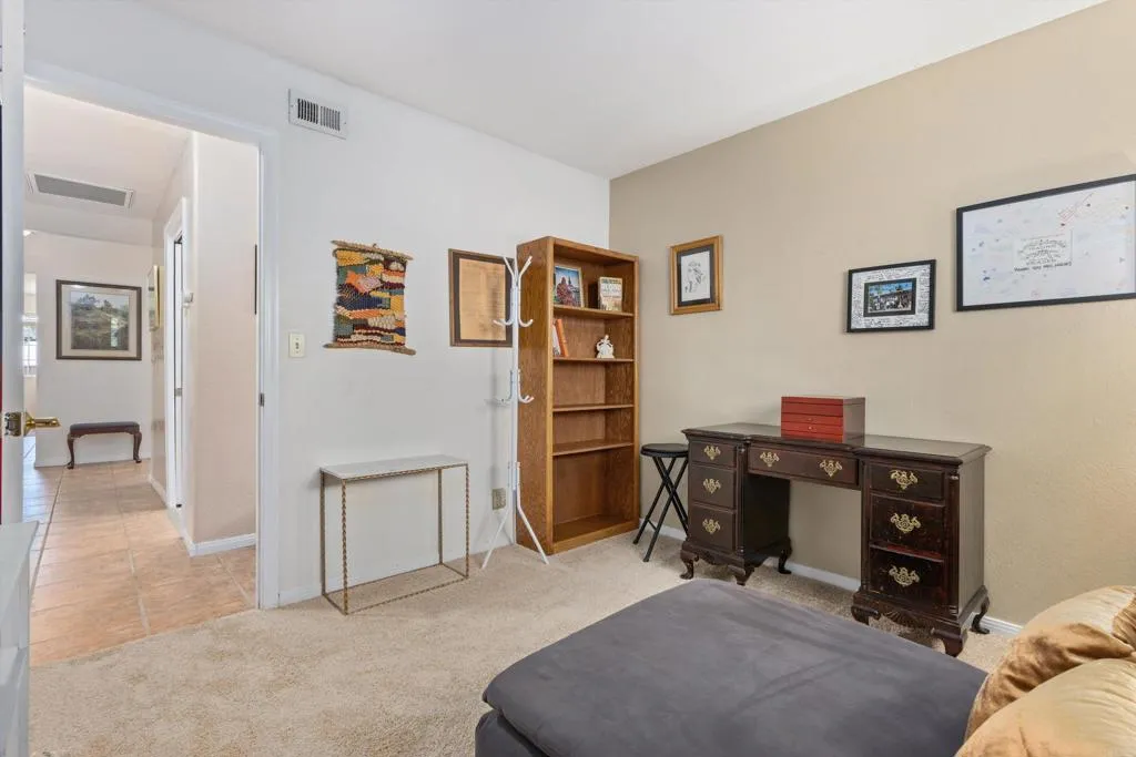 https://cdn.realtyfeed.com/cdn/127/306747020/7413b890a737aeb01a8b3d43f46ca03e.webp