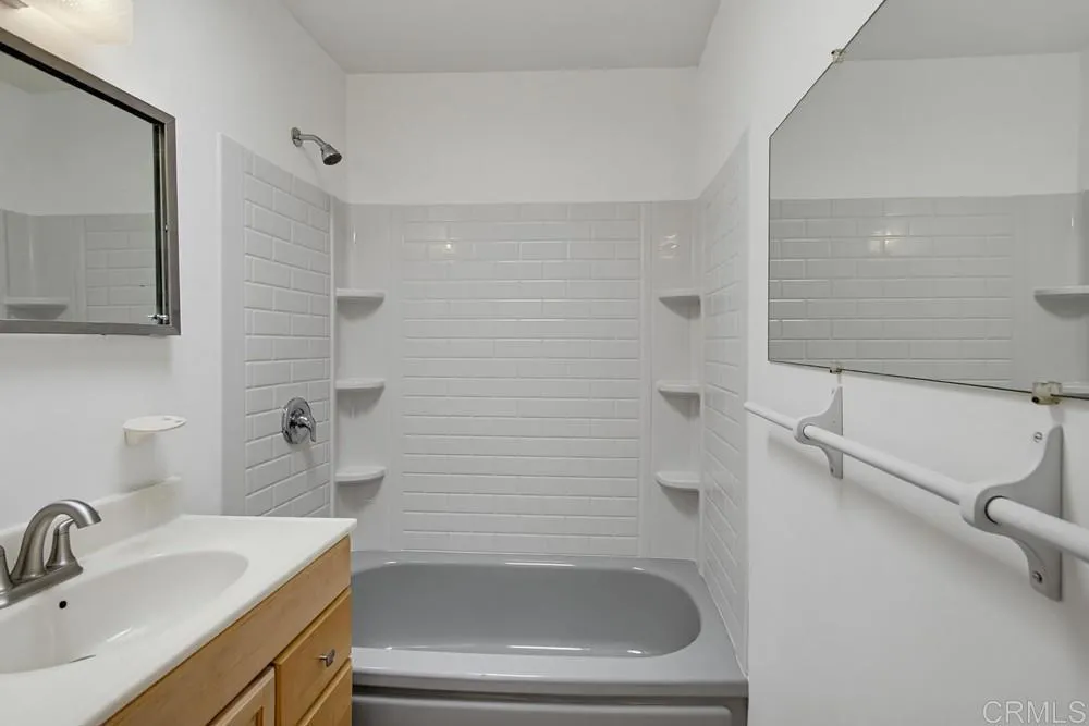 https://cdn.realtyfeed.com/cdn/127/306747021/04f377845c5e2905f5bc0ea88b618954.webp