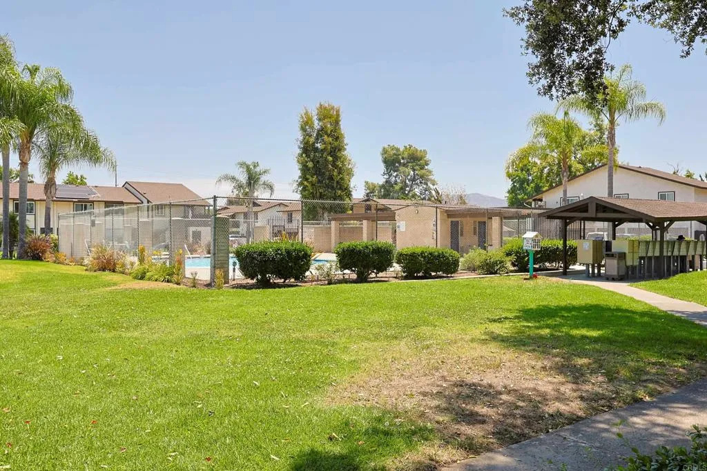 https://cdn.realtyfeed.com/cdn/127/306747045/01b789cadfa2663581e3348011d73716.webp