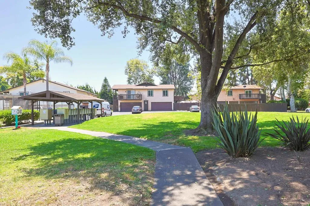 https://cdn.realtyfeed.com/cdn/127/306747045/2c8f245dd33072815d75682eafd3fa90.webp