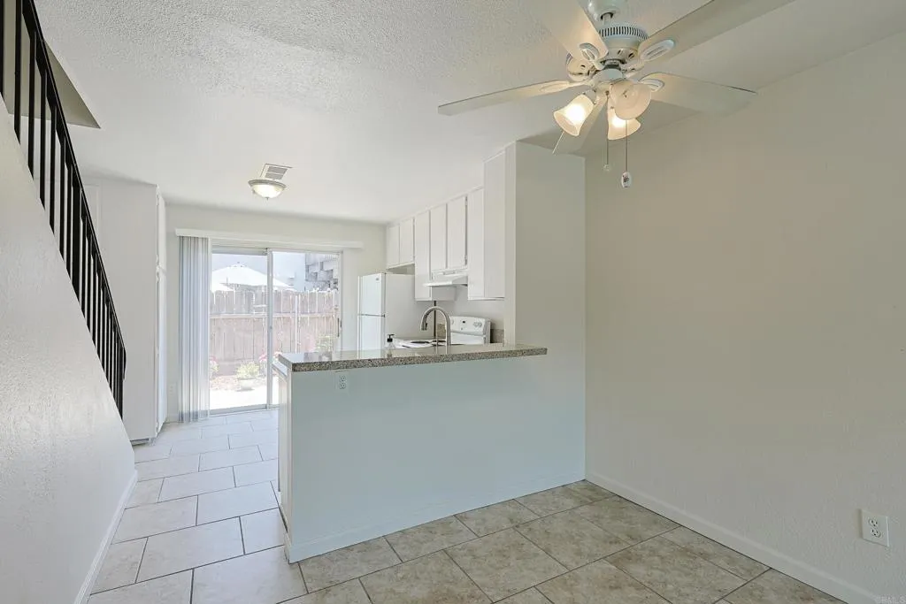 https://cdn.realtyfeed.com/cdn/127/306747045/b26f7d9fa966257068491d16663da2a4.webp