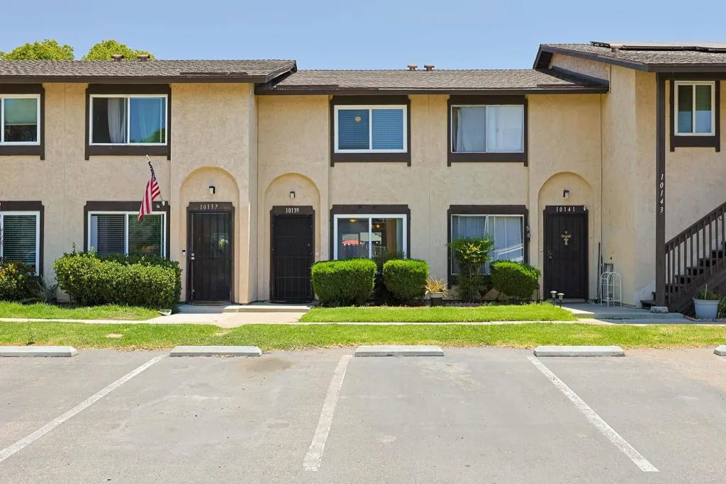 10139 Carefree Dr, Santee, CA 92071 - Photo 3 of 33, Santee, CA