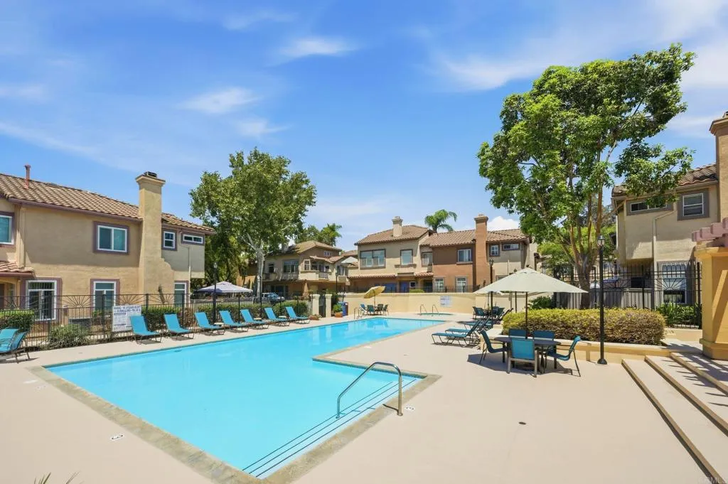https://cdn.realtyfeed.com/cdn/127/306747099/379daf4b6907aebcaddd4b35020098dc.webp