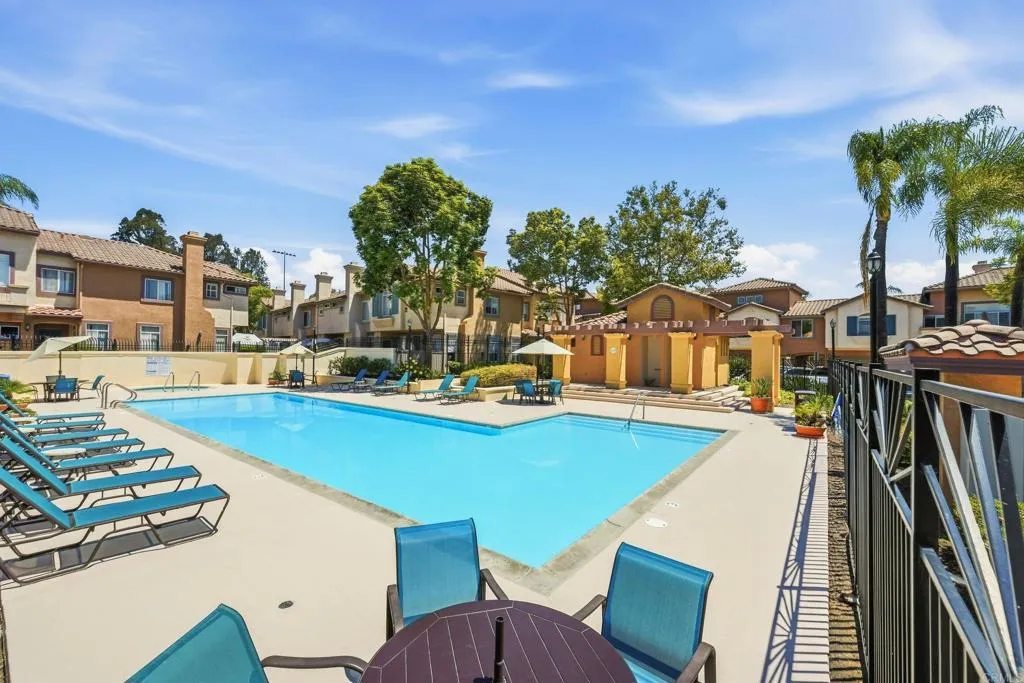 https://cdn.realtyfeed.com/cdn/127/306747099/de4905923890ed872766fdde2eee075a.webp