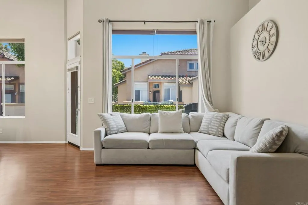 https://cdn.realtyfeed.com/cdn/127/306747099/fcf9216ded2d4cfadebc746a3b1fa740.webp