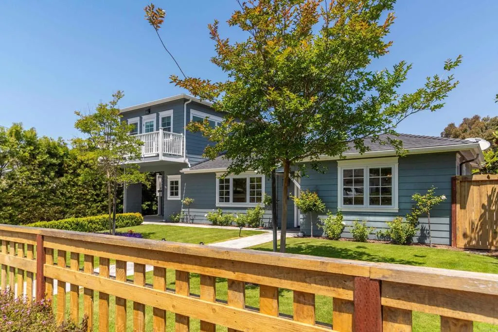 https://cdn.realtyfeed.com/cdn/127/306747111/b73455183d8e70080fe99b7a7a67336b.webp