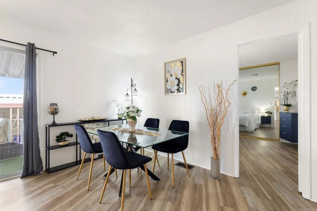 https://cdn.realtyfeed.com/cdn/127/306747158/0946fb652b8241204c20e891e02c7d36.webp