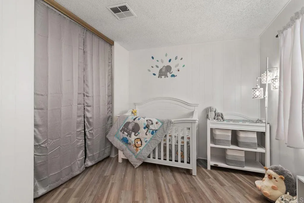https://cdn.realtyfeed.com/cdn/127/306747158/2d9d897ea8af746ef7068dad6ef8cc8b.webp