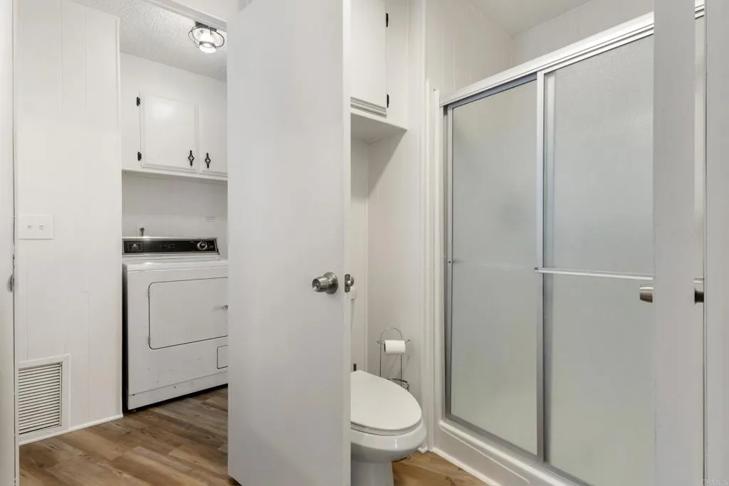 https://cdn.realtyfeed.com/cdn/127/306747158/a8ebd746a3a823145fae1d62c4b72a6b.webp