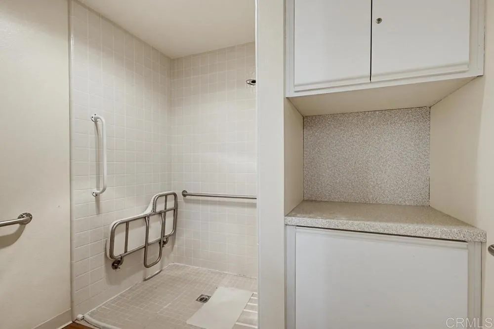 https://cdn.realtyfeed.com/cdn/127/306747167/29725f873829b658998f96302868aeb8.webp
