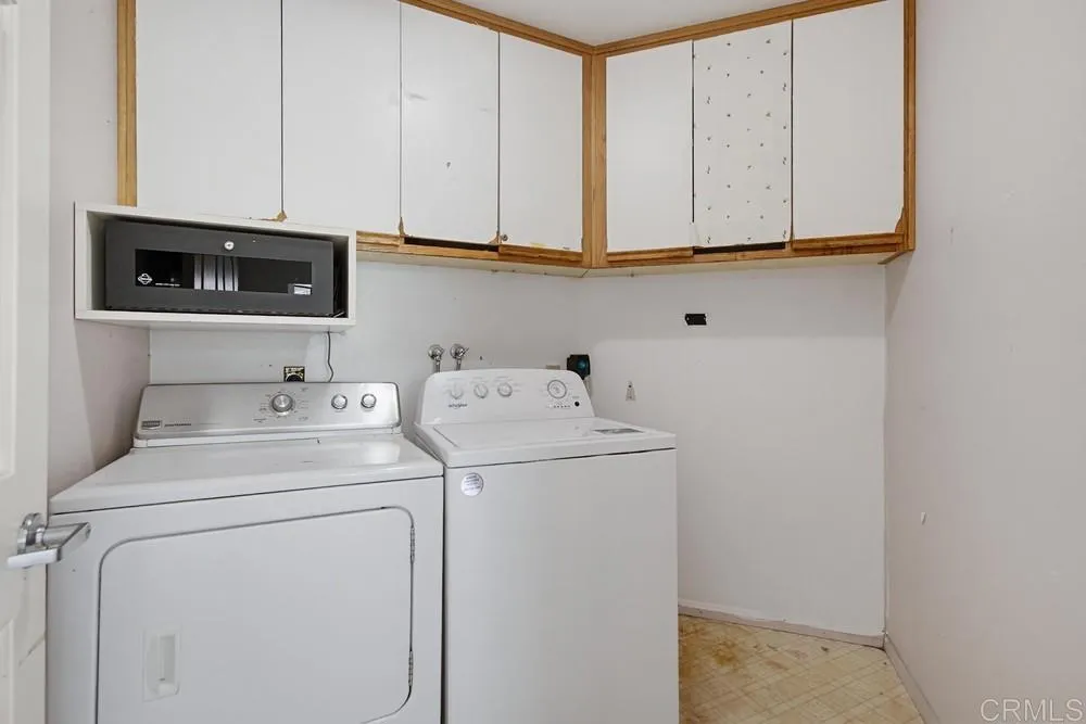 https://cdn.realtyfeed.com/cdn/127/306747167/3768de593cb5b169298cc5dc551d7b17.webp