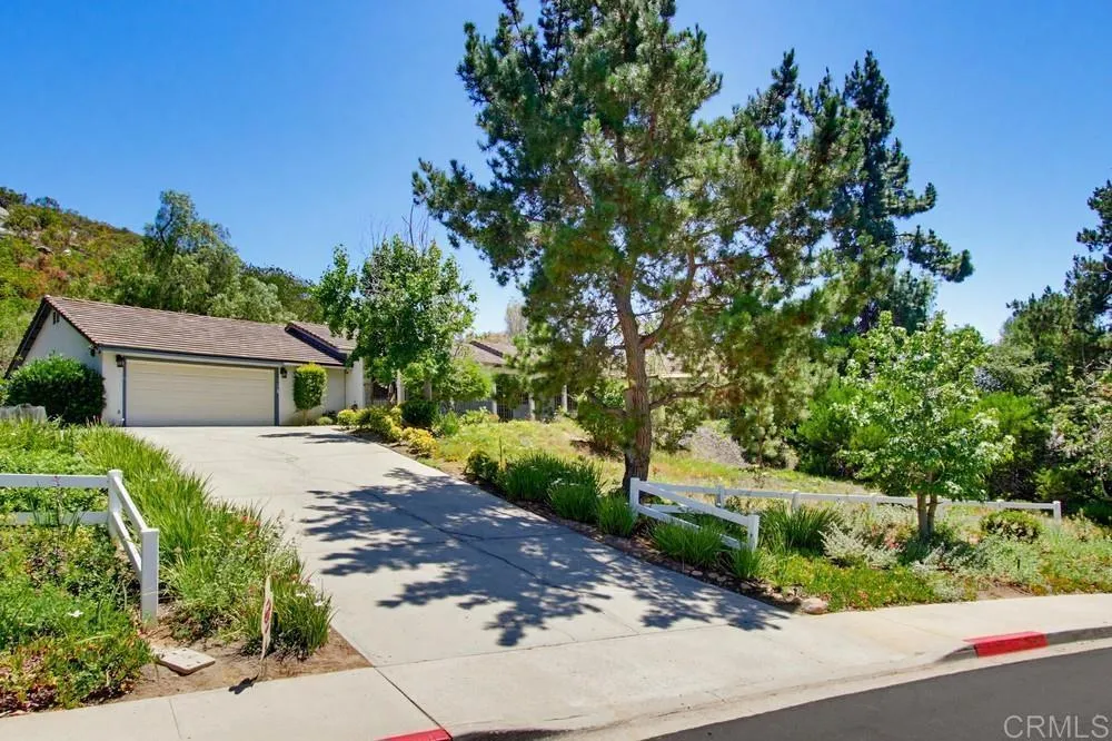 https://cdn.realtyfeed.com/cdn/127/306747167/4b1820636eae8afb7fe84bda37fb2750.webp