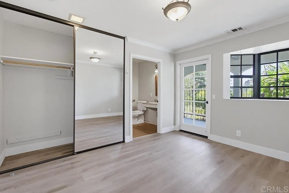 https://cdn.realtyfeed.com/cdn/127/306747167/6c57a7532f3b5e796f7ffa454116ecc4.webp