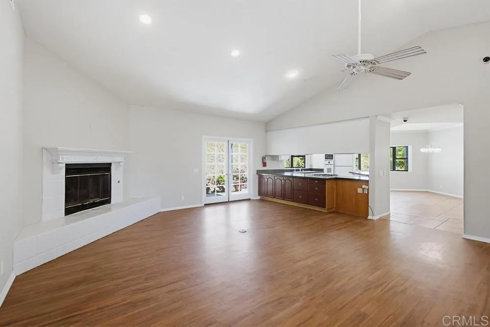 https://cdn.realtyfeed.com/cdn/127/306747167/7f91cba67869562df8ebe1861802dfeb.webp