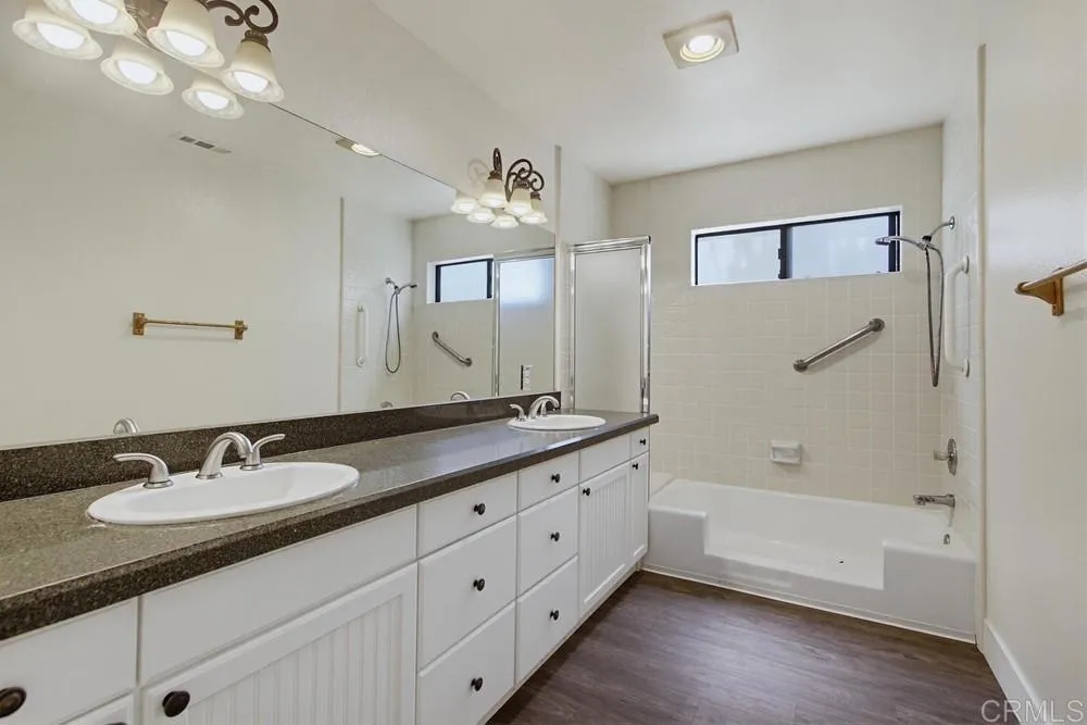 https://cdn.realtyfeed.com/cdn/127/306747167/d380ad7a3b6599edf9fb17bc6284527d.webp