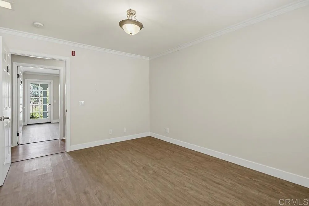 https://cdn.realtyfeed.com/cdn/127/306747167/edef098e8f410d79e8e17421c2fb5a2f.webp
