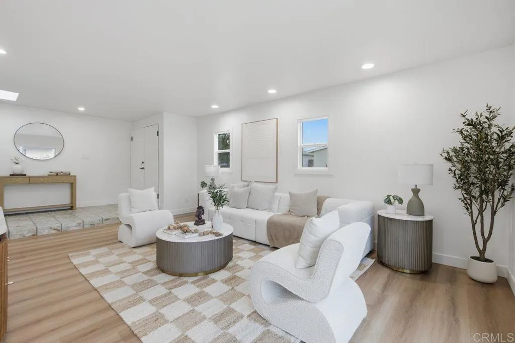 https://cdn.realtyfeed.com/cdn/127/306747173/2b8b37275df119954ba3d60e24e1515e.webp