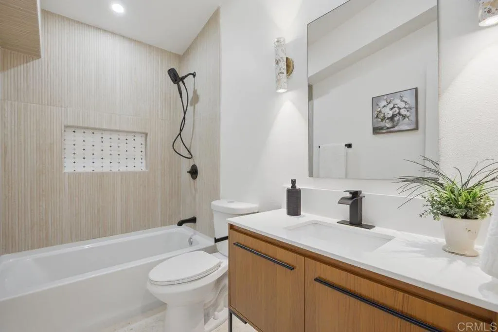 https://cdn.realtyfeed.com/cdn/127/306747173/6328f4233424028c2ca03a6e4759ac18.webp