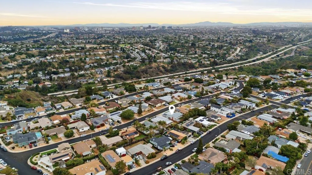 https://cdn.realtyfeed.com/cdn/127/306747173/941ef213d6e25515ecdf57c2d419d2f4.webp