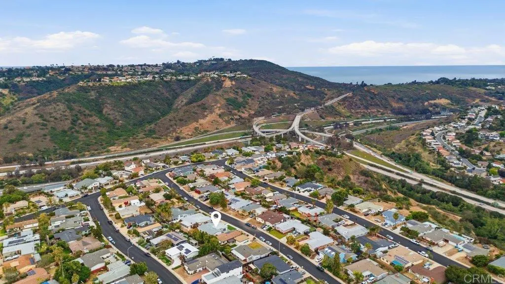 https://cdn.realtyfeed.com/cdn/127/306747173/fc1a7735d2f8360ae662f7a94c3c130b.webp