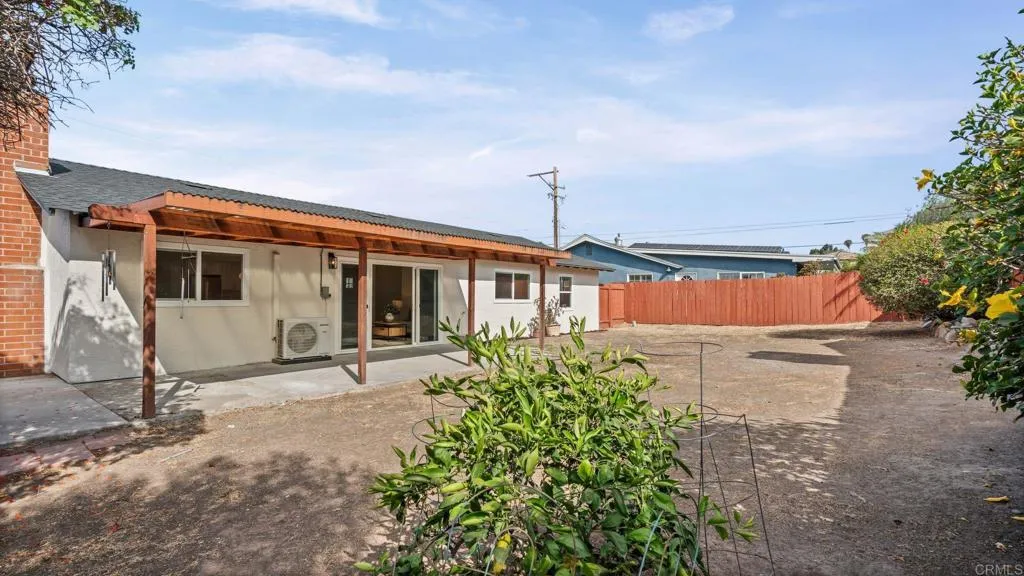 https://cdn.realtyfeed.com/cdn/127/306747179/88d66a14cb66b7df1acac12e85c2904c.webp