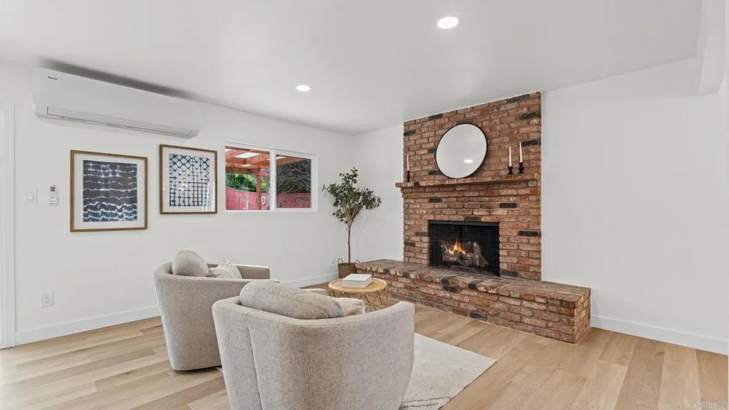 https://cdn.realtyfeed.com/cdn/127/306747179/caaa326ebfc8131202197e15410b3c4b.webp