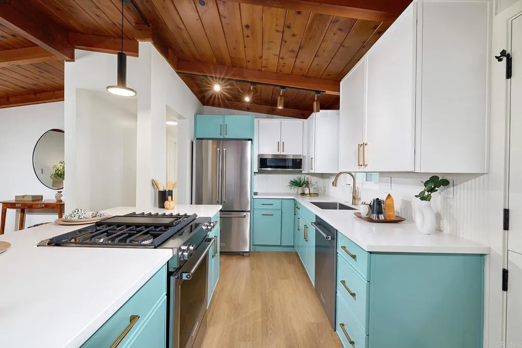 https://cdn.realtyfeed.com/cdn/127/306747216/274a0739600388da58a9faa9468efd7a.webp