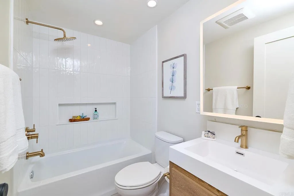 https://cdn.realtyfeed.com/cdn/127/306747216/491d2f519f5a87ab45283e77504d704a.webp