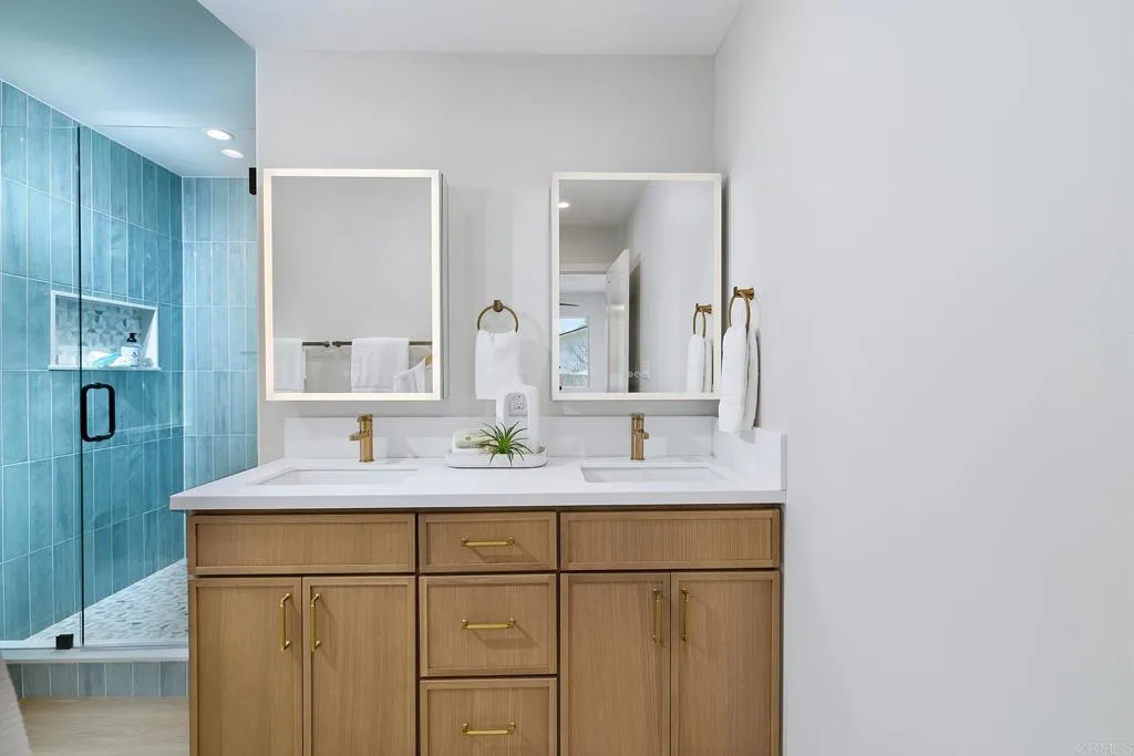 https://cdn.realtyfeed.com/cdn/127/306747216/97e1c56458389fdb3b396d0ee4bb6501.webp